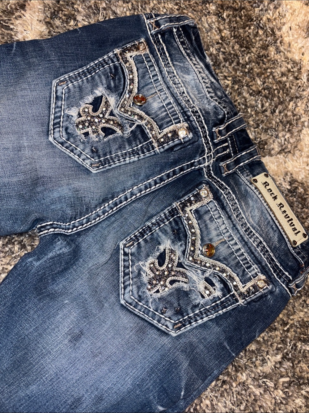 Rock Revival Rhinestone Jeans - Picture 9 of 9